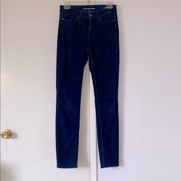 Calvin Klein Jeans Denim - EUC - CALVIN KLEIN ULTIMATE SKINNY JEANS SIZE 6